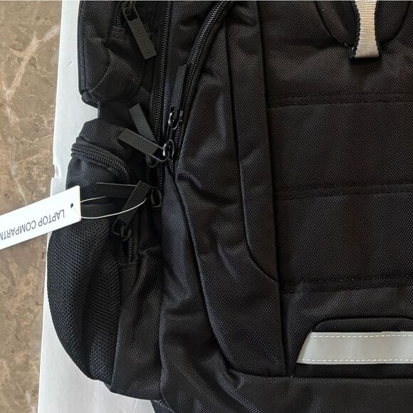 Perry Ellis Black 350 Laptop Backpack- Black travel bag, business bag $160 bag - Picture 16 of 16